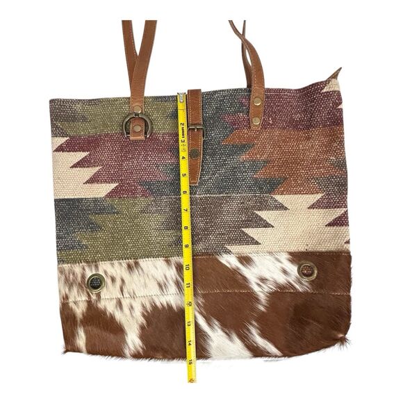 Myra Canvas & Cowhide Leather Tote Southwest Aztec Double Shoulder Strap Western - Picture 3 of 16